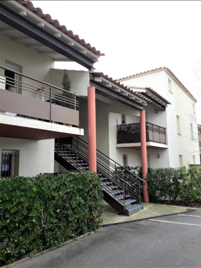 L'Isle Sur La Sorgue, Appartement 2 Pieces Jardin Parking LʼIsle-sur-la-Sorgue Exterior foto